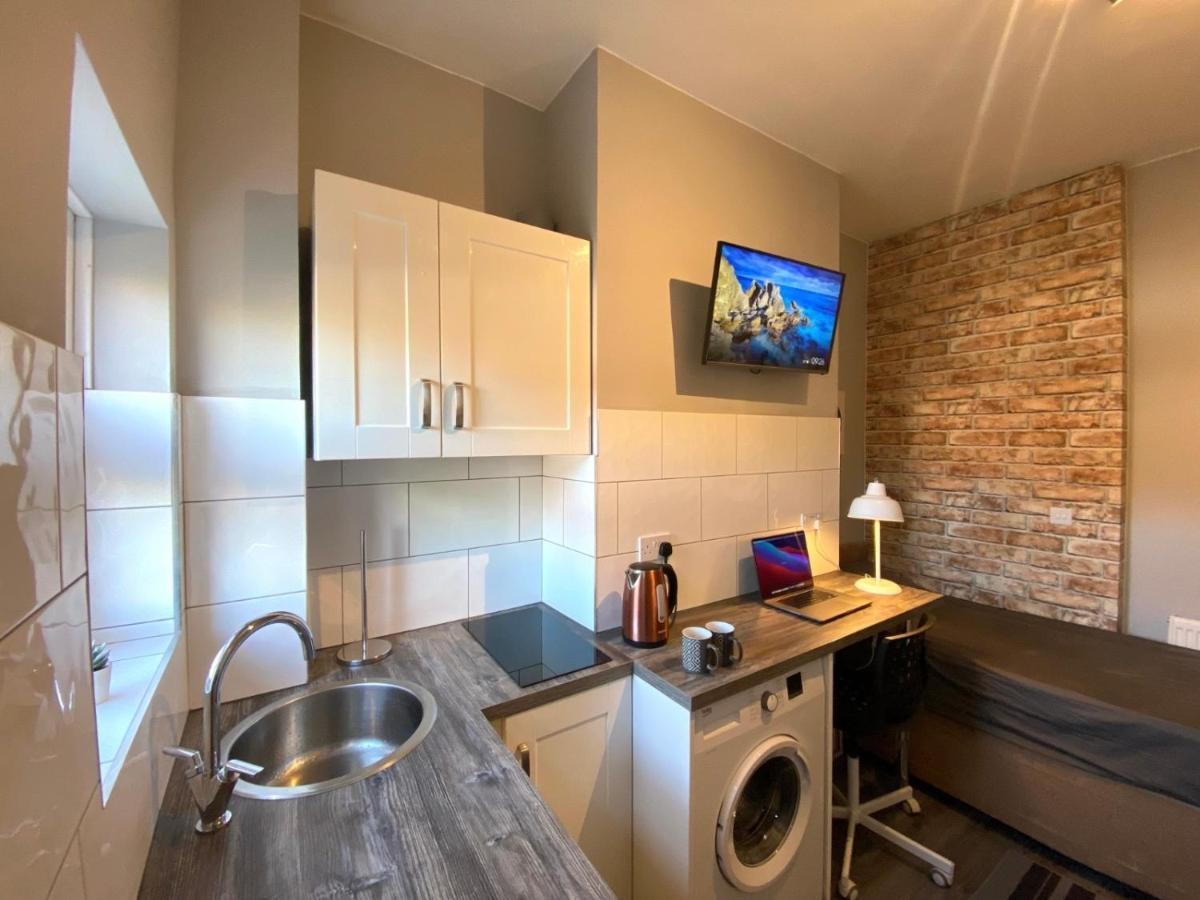 Limpenny Studio Apartment - Work Friendly And Outstanding Garden Studio Close To City Centre Nottingham Exteriör bild
