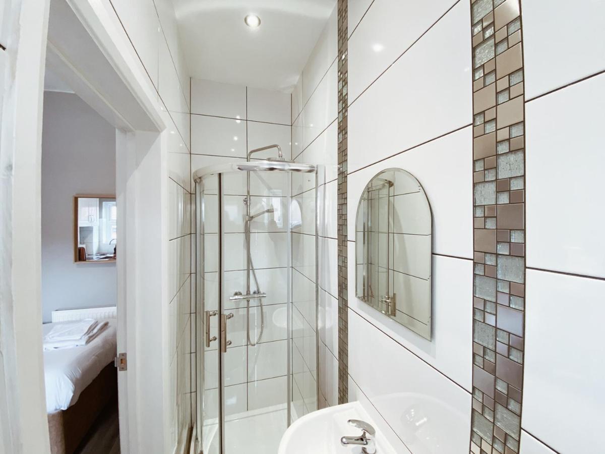 Limpenny Studio Apartment - Work Friendly And Outstanding Garden Studio Close To City Centre Nottingham Exteriör bild